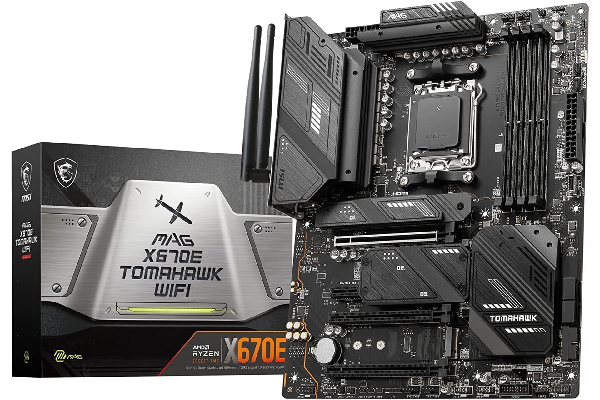 MSI MAG X670E TOMAHAWK WiFiマザーボード本体と製品パッケージ。黒とグレーを基調とした堅実なデザイン。