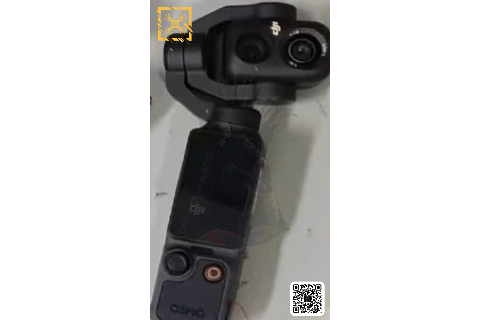 リークされたDJI Osmo Pocket 4のプロトタイプとされる画像。ジンバルヘッド部分に2つのカメラレンズ（デュアルカメラ）が搭載されているのが確認できる。
